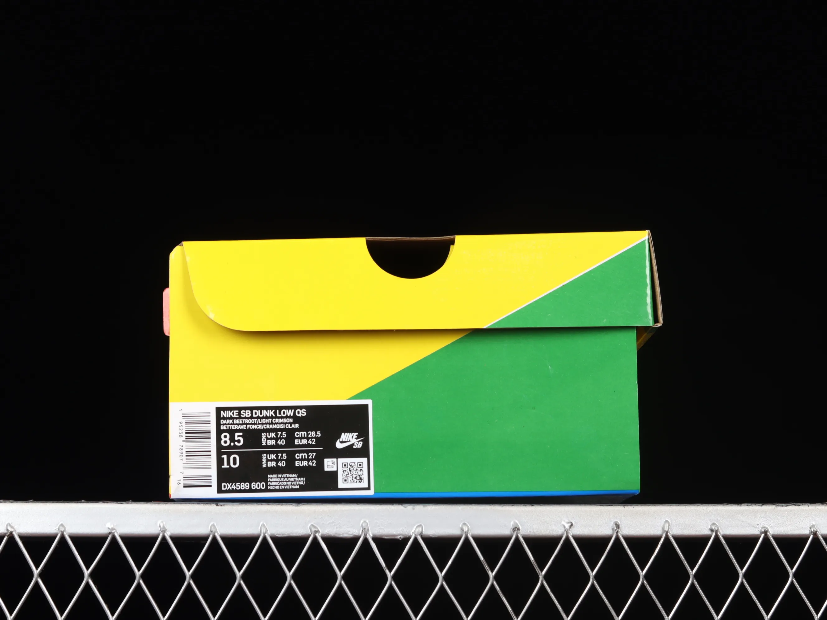 All categories Nk SB Dunk Series Nk SB Dunk Low low-top sneakers Skate Like a Girl x Nk SB Dunk Low joint model SB smashed backboard fashion casual sneakers DX4589-600